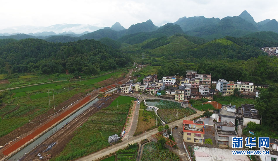 航拍广东连州美丽乡村 古旧村落换新颜