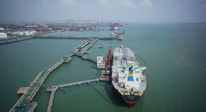 湛江港40万吨级油码头(湛江港集团供稿)